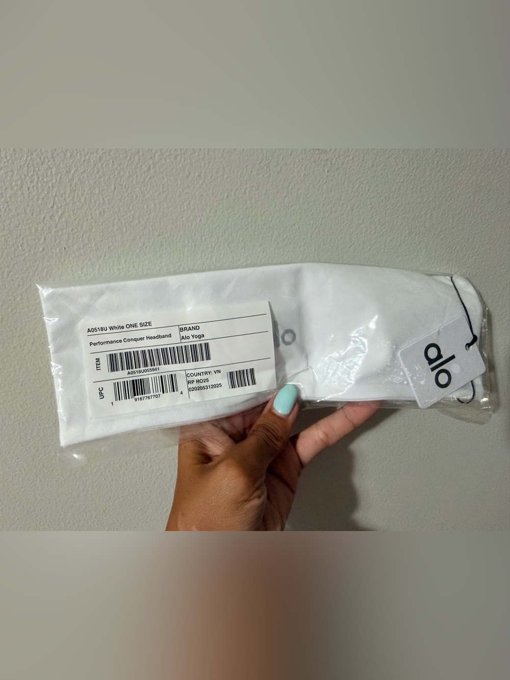 ALO Yoga White Performance Headband